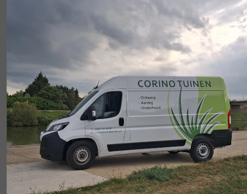 Tuinman in de buurt Lier, Antwerpen